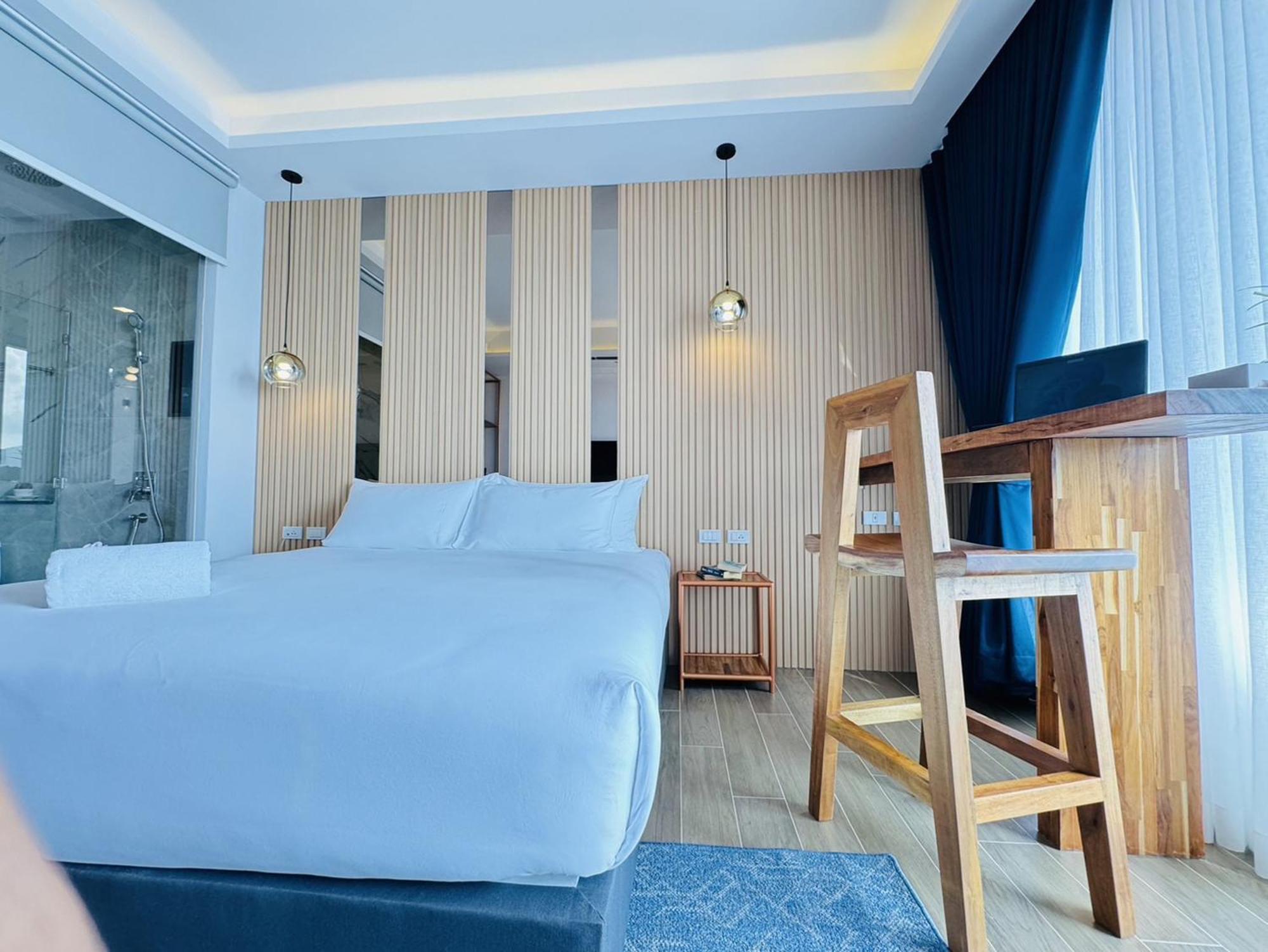 The Blue Hotel - Sha Plus Chalong Room photo