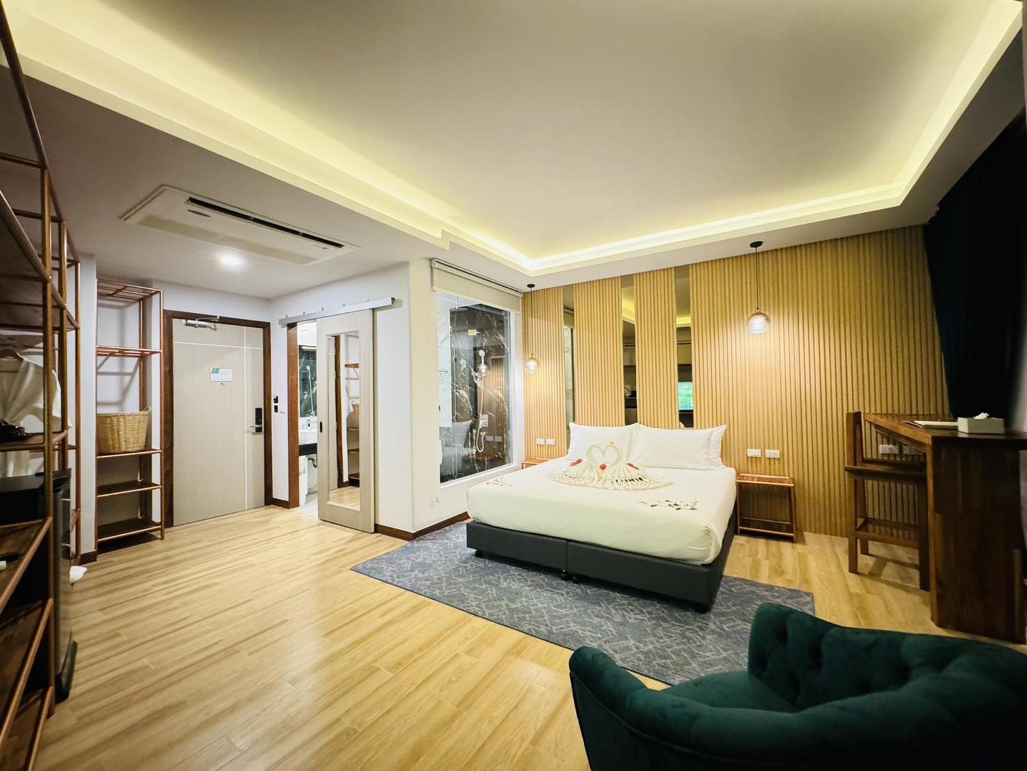 The Blue Hotel - Sha Plus Chalong Room photo