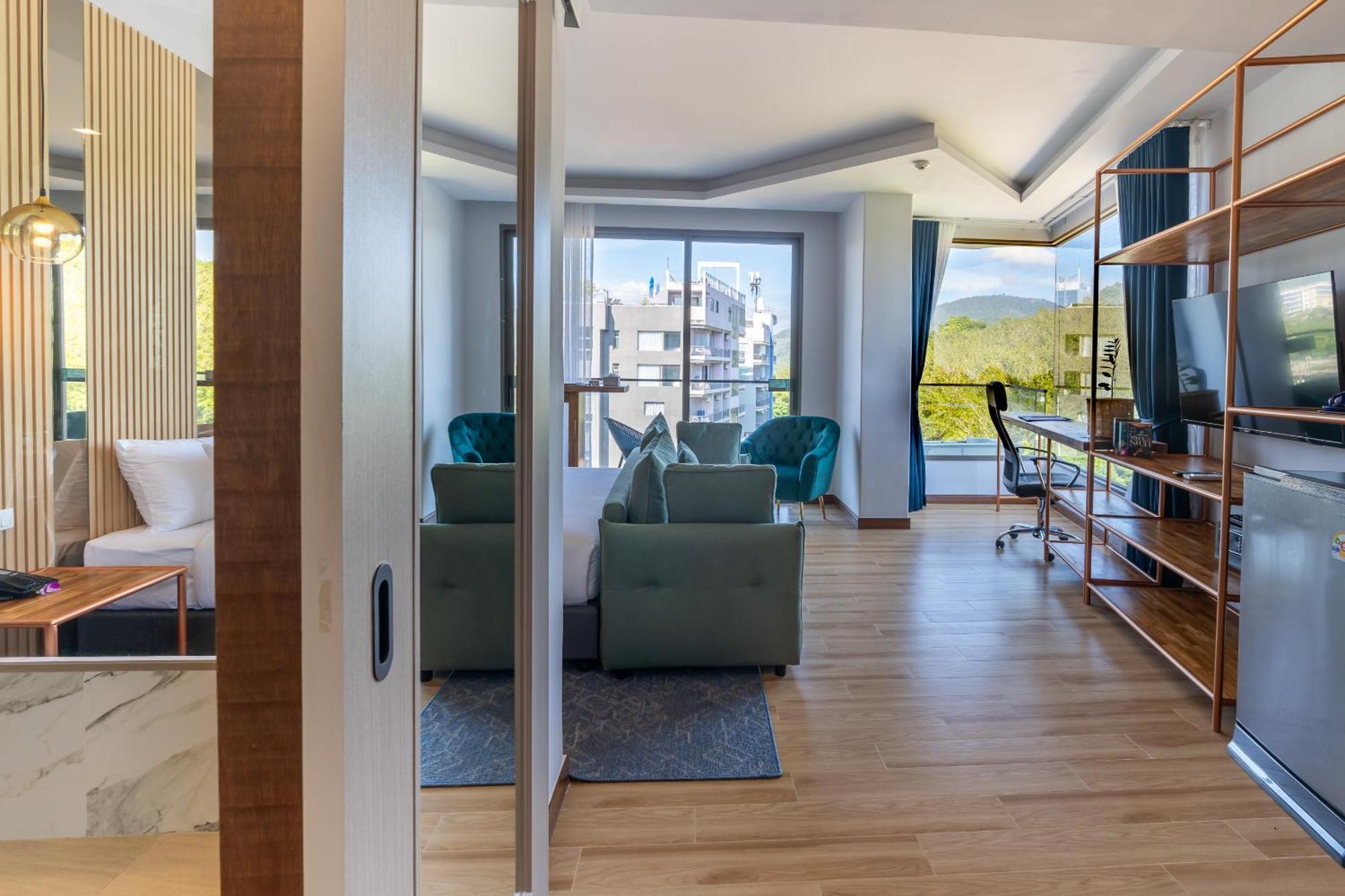 The Blue Hotel - Sha Plus Chalong Room photo